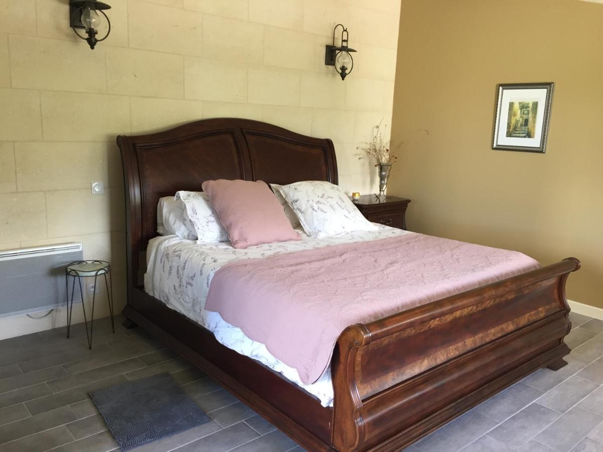 Chateau Couchebout Bed and Breakfast Pugnac Εξωτερικό φωτογραφία